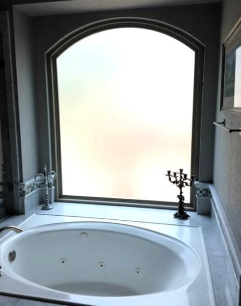Garden tub window in an Austin home